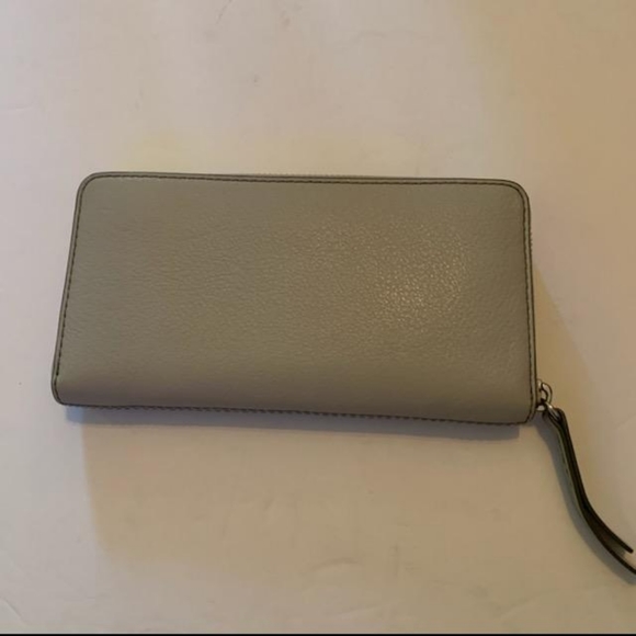 Marc Jacobs Empire City Leather Continental Wallet - Picture 4 of 10